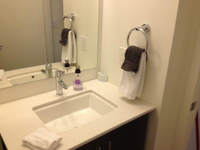 Square One Fully Furnished Suite Mississauga Dış mekan fotoğraf