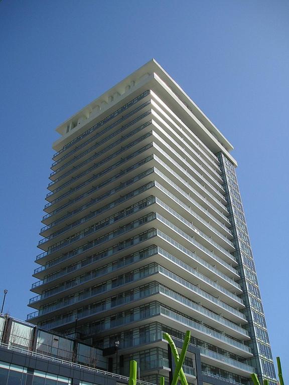 Square One Fully Furnished Suite Mississauga Dış mekan fotoğraf