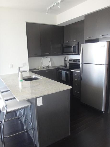 Square One Fully Furnished Suite Mississauga Dış mekan fotoğraf