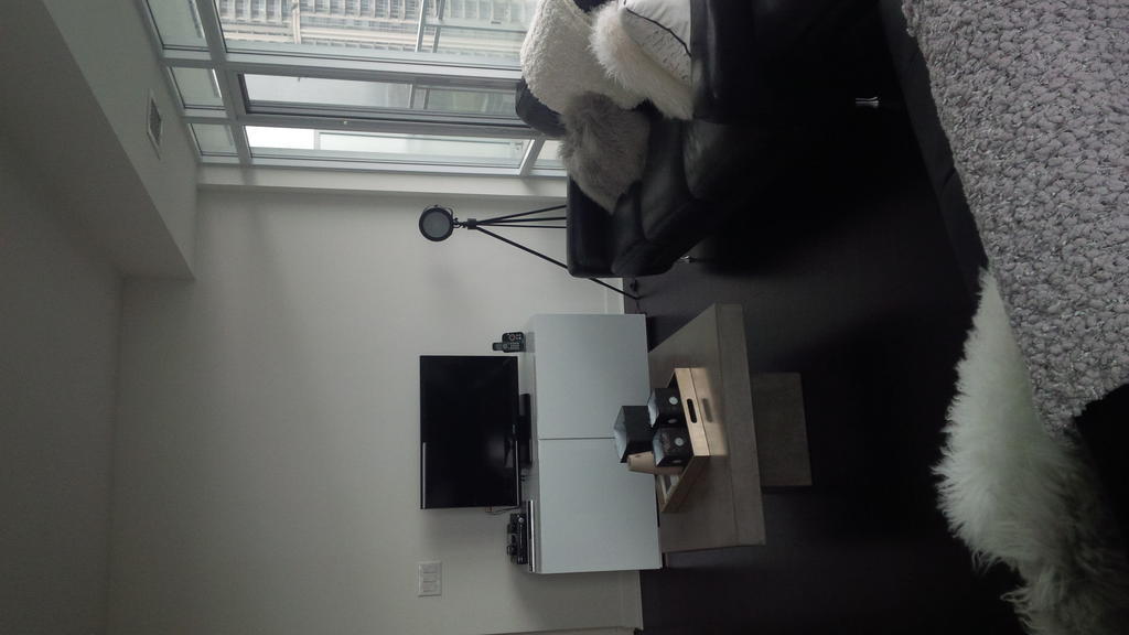 Square One Fully Furnished Suite Mississauga Oda fotoğraf